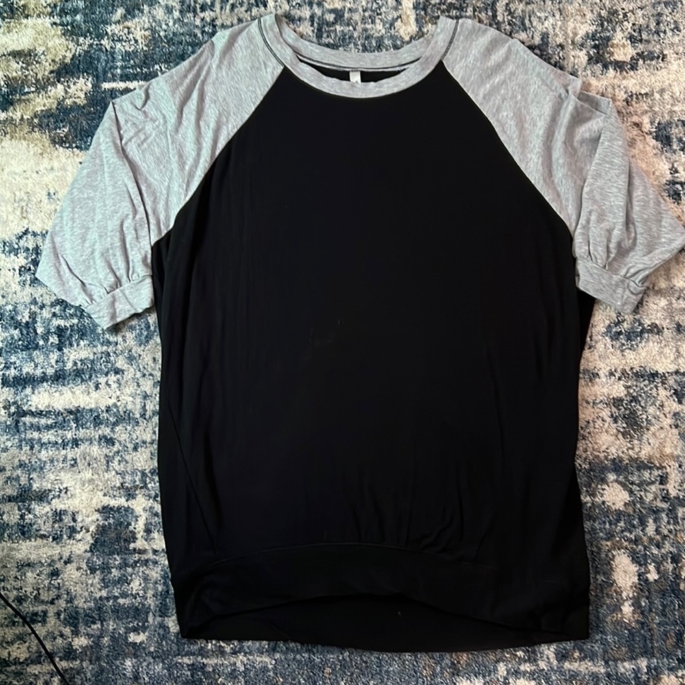 shopthemint.com Raglan Black and Gray 3/4 Sleeve